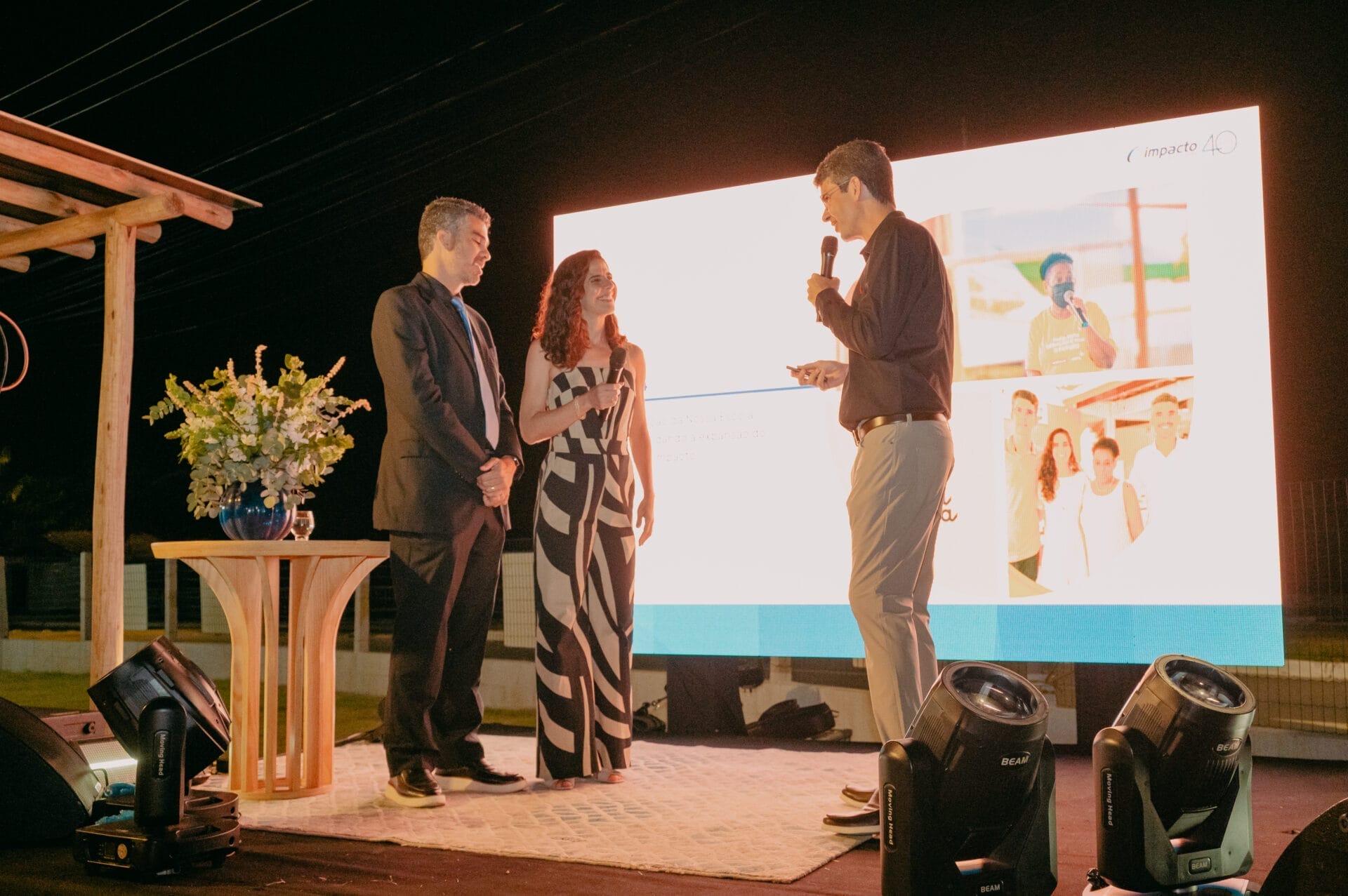 Foto com a 2° Geração de Diretores da Impacto e a membro do Conselho
